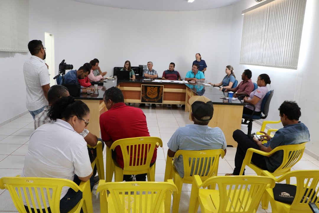 Vereadores participam do lançamento do programa Porteira para Dentro 